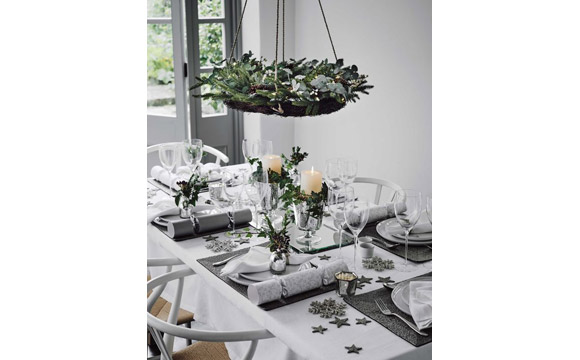 mesa decorada para o Natal